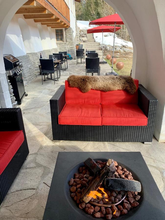 Chasa Al Battaporta Hotel Tschierv Buitenkant foto